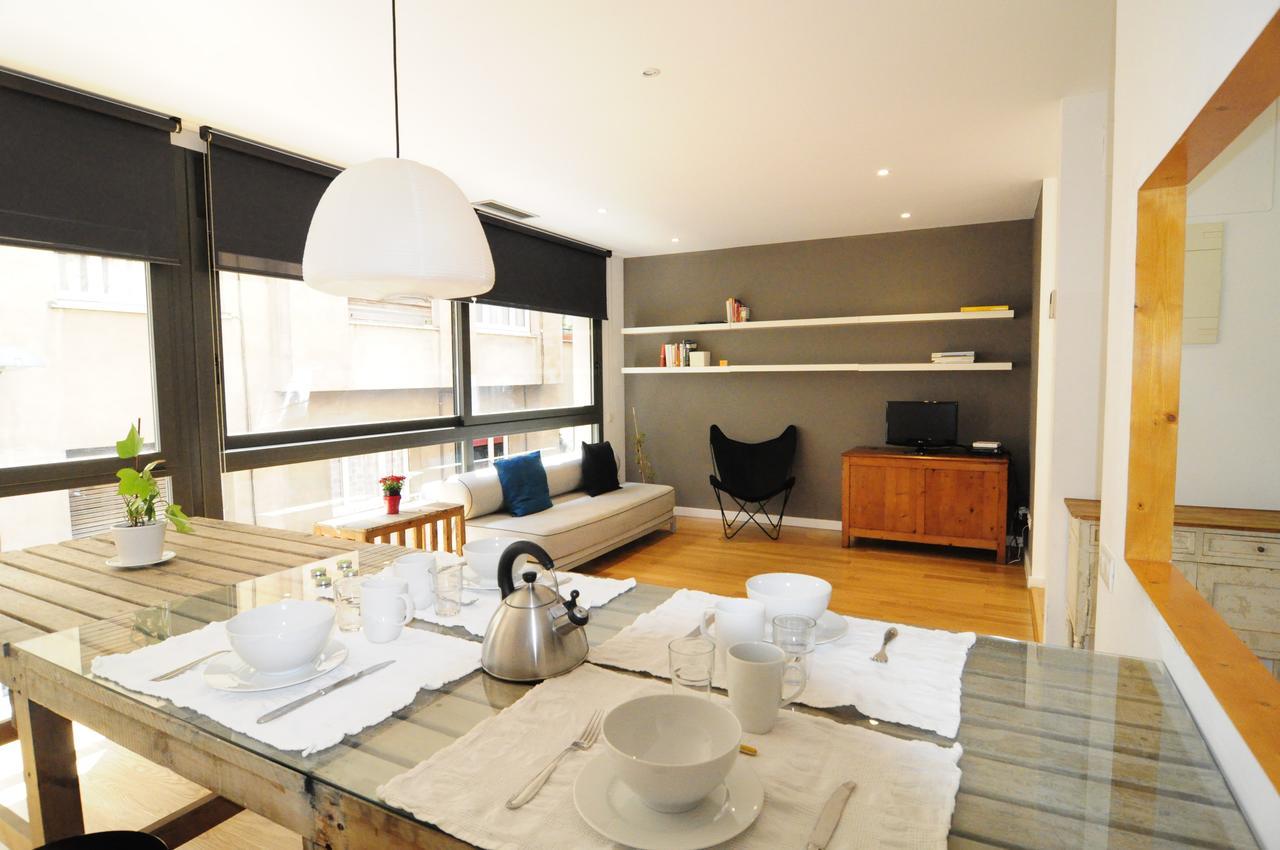 Rentbcn Gracia Deluxe Lägenhet Barcelona Exteriör bild