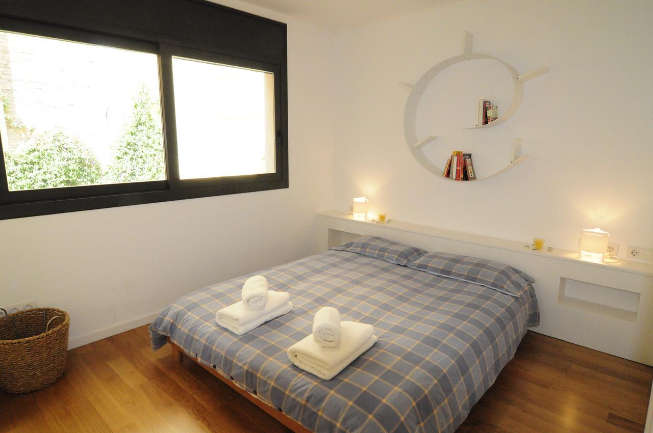 Rentbcn Gracia Deluxe Lägenhet Barcelona Exteriör bild